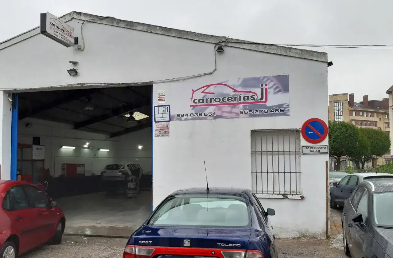 Carrocerías Jama: Servicios de calidad en chapa y pintura en Oviedo