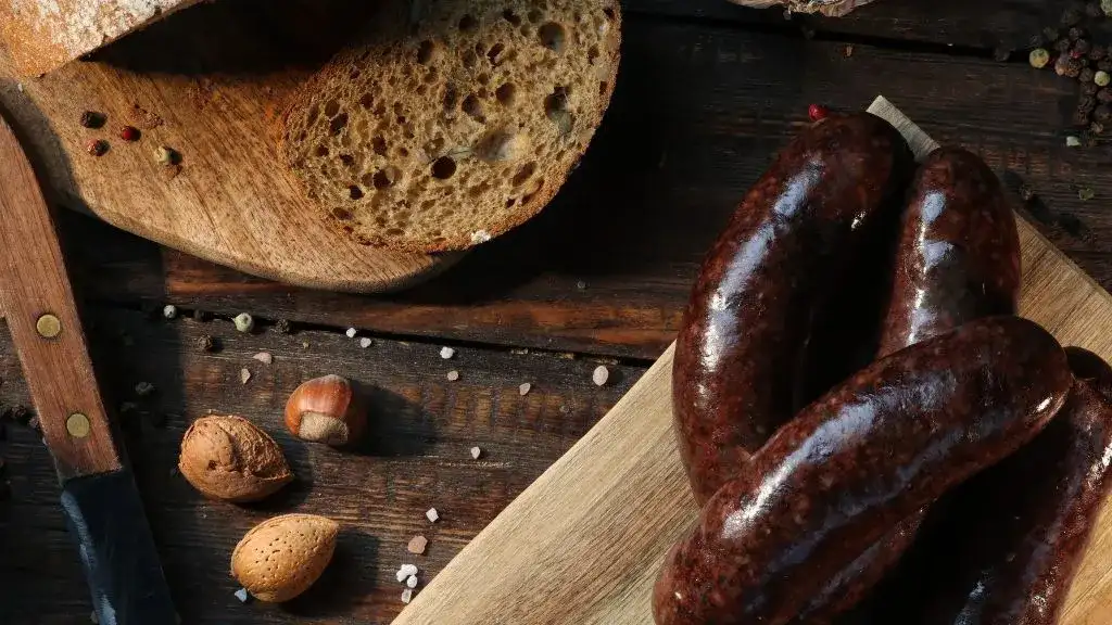 Kaszanka jak podać: 5 pysznych sposobów na wyjątkowe danie