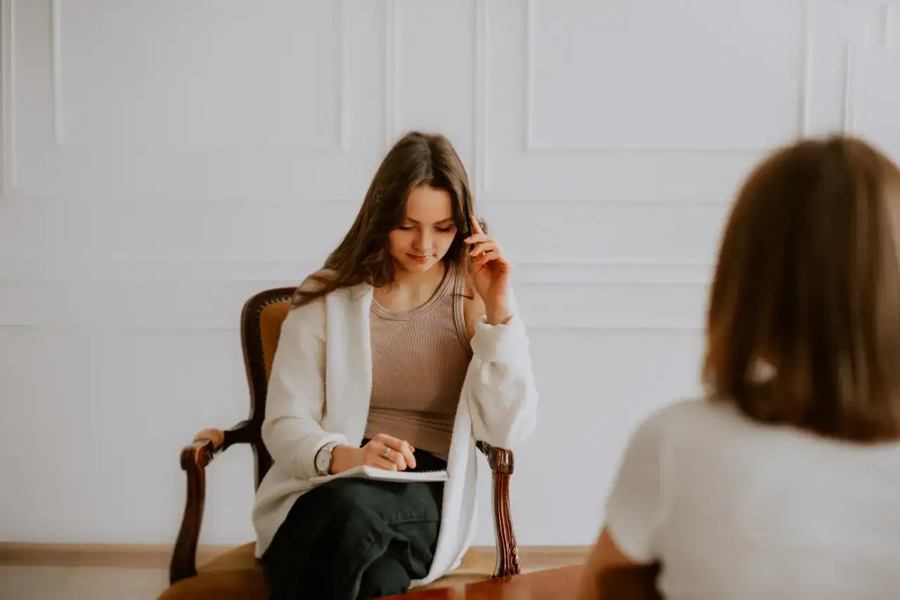 Objawy dysleksji u dorosłych – jak rozpoznać i poradzić sobie z trudnościami