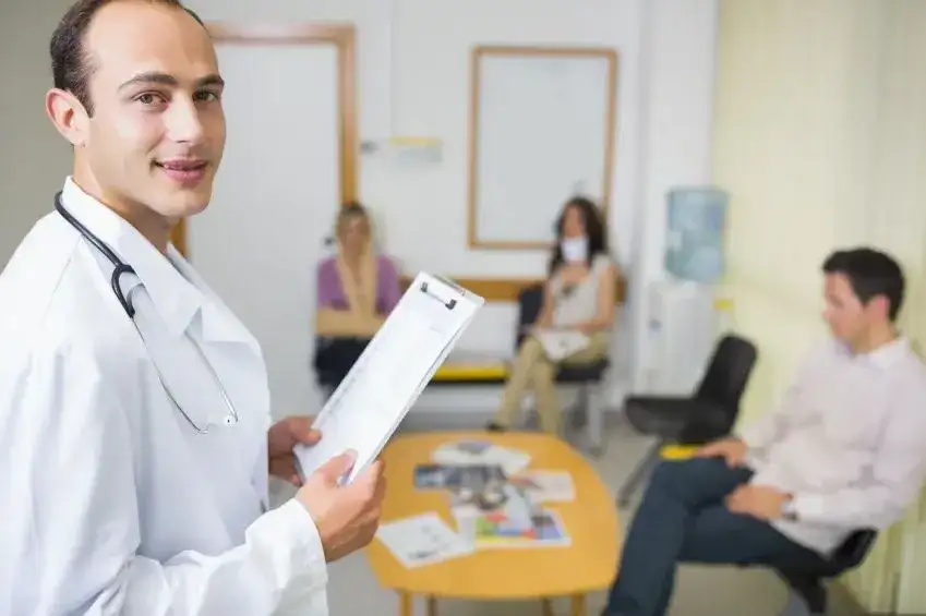 Urolog czy potrzebne skierowanie? Sprawdź, co musisz wiedzieć