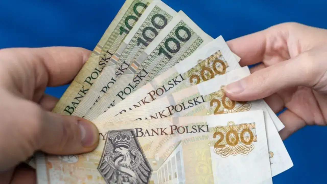 Ile można dać dziecku pieniędzy bez podatku? Sprawdź limity darowizn