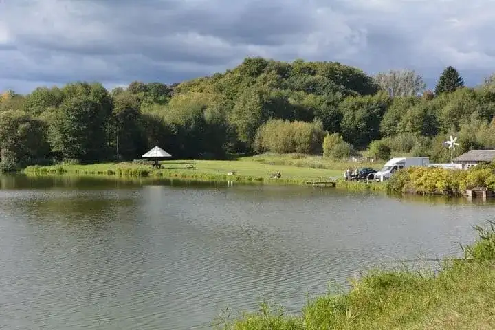 Łowisko Bobolice - najlepsze miejsca na ryby i rezerwacje bez stresu