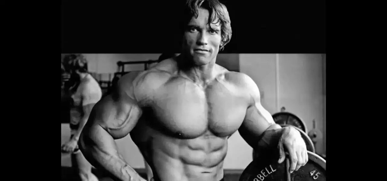 Gdzie urodził się Arnold Schwarzenegger? Zaskakujące fakty o jego życiu