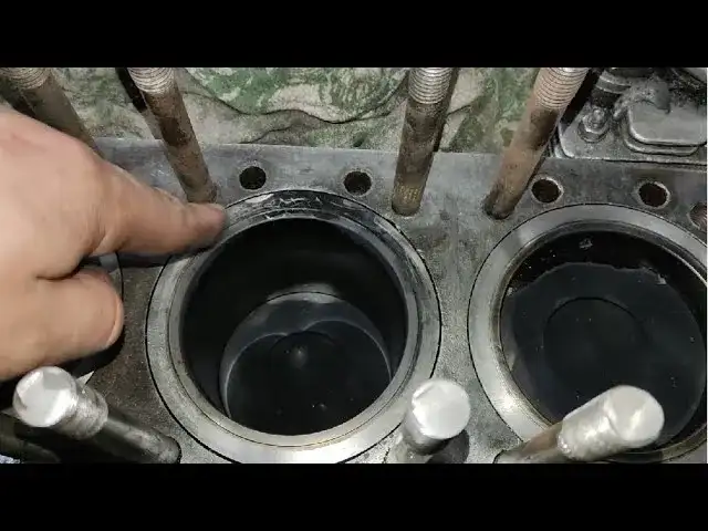 Skuteczne sposoby na czyszczenie bloku silnika pod uszczelkę