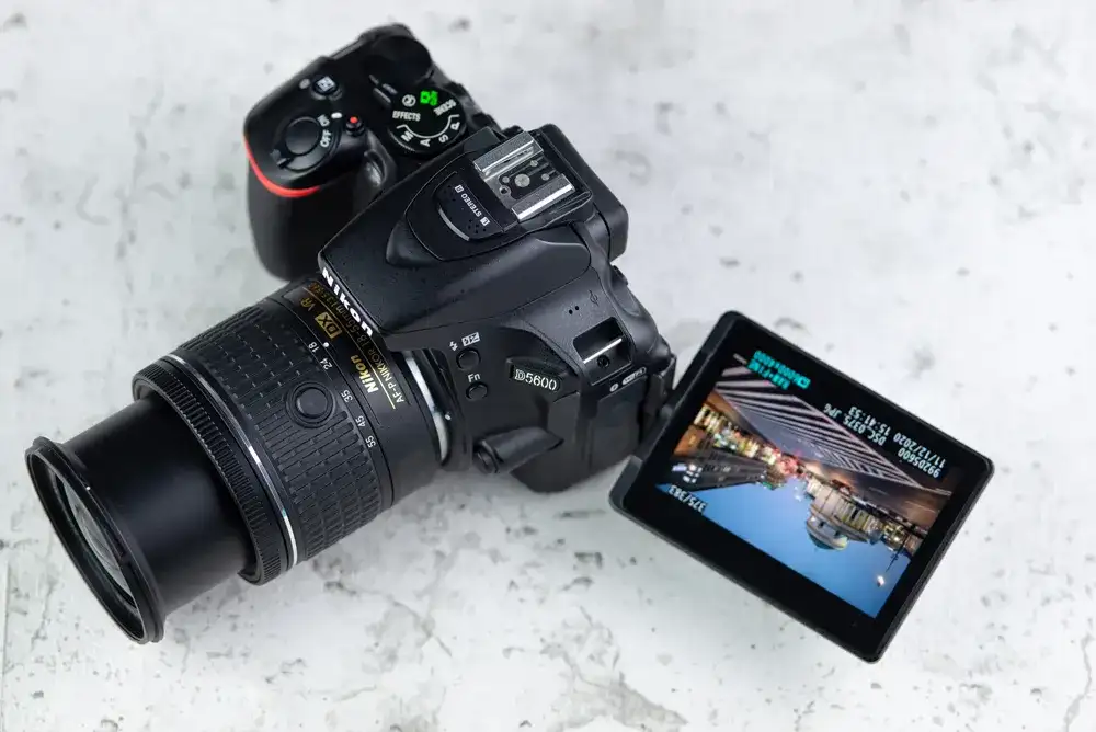 Ile kosztuje obiektyw do lustrzanki? Ceny, które zaskoczą każdego