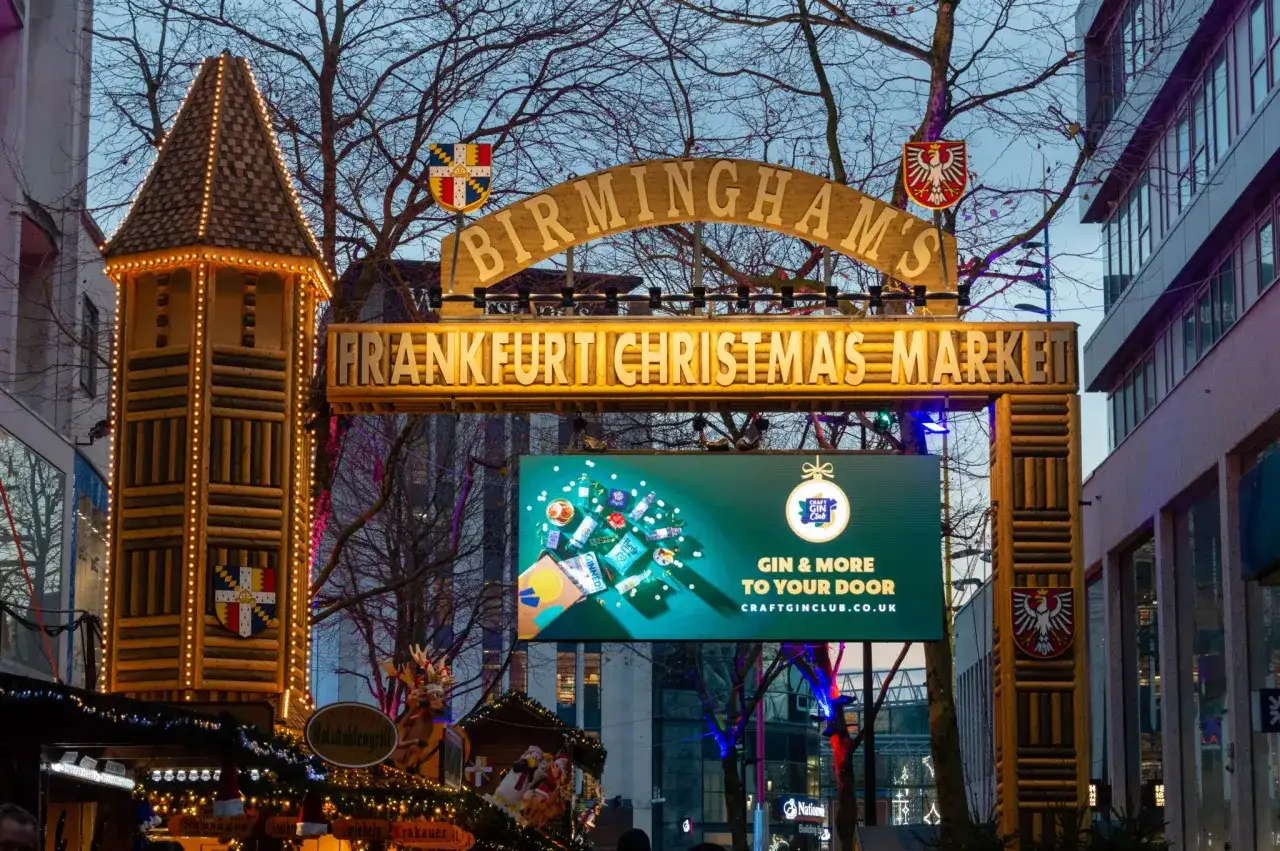 Gdzie polecieć w listopadzie? Najlepsze kierunki na udany wyjazd