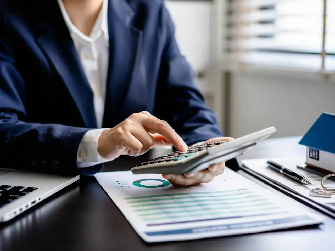 Czynsz administracyjny ile wynosi? Sprawdź, co wpływa na koszty