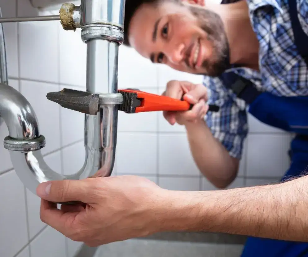 Ile kosztuje wymiana kranu? Sprawdź ceny i uniknij wysokich kosztów