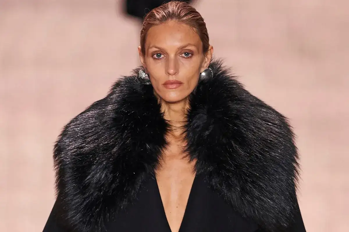 Modelka wybiegowa w Polsce: Czy spełniasz wymogi high fashion?