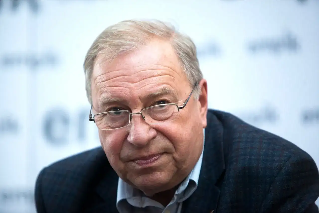 Filmy Jerzego Stuhra: Reżyser, aktor, moralista. Gdzie je obejrzeć?