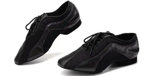 Sukienki do tańca jazzowego – wybierz idealny model na występ i trening