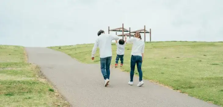 Urlop wychowawczy płatny: jaki dochód zapewnia wsparcie finansowe?