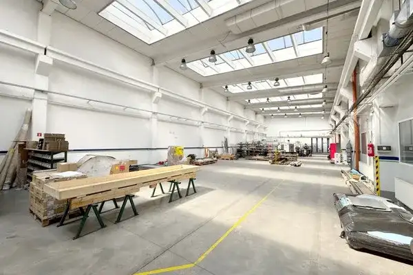 Najlepsze magazyny łódzkie do wynajęcia – sprawdź dostępne oferty