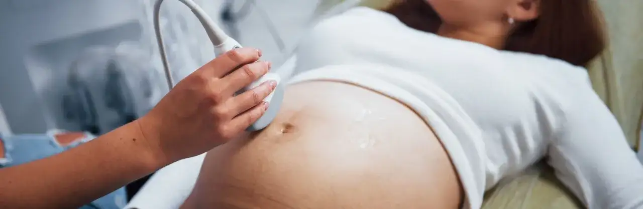 Badania prenatalne NFZ komu przysługują? Sprawdź nowe zasady!