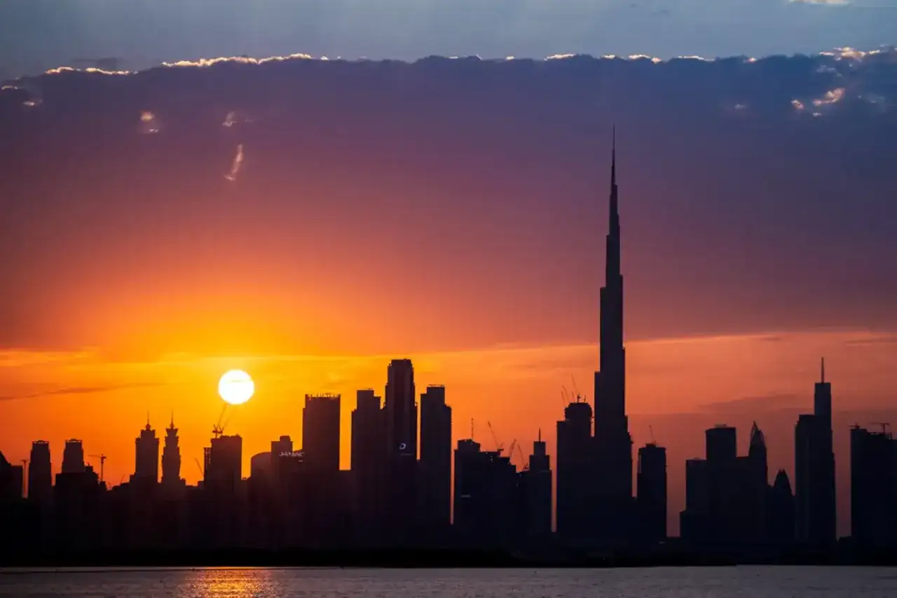 Ile ma najwyższy budynek świata? Zaskakujące fakty o Burj Khalifa