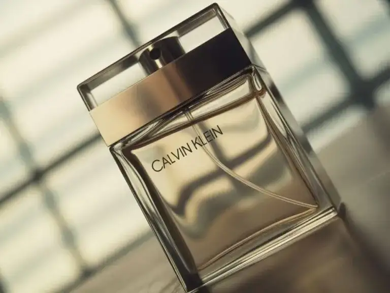 Jaka woda toaletowa dla mężczyzny? Poradnik i ranking