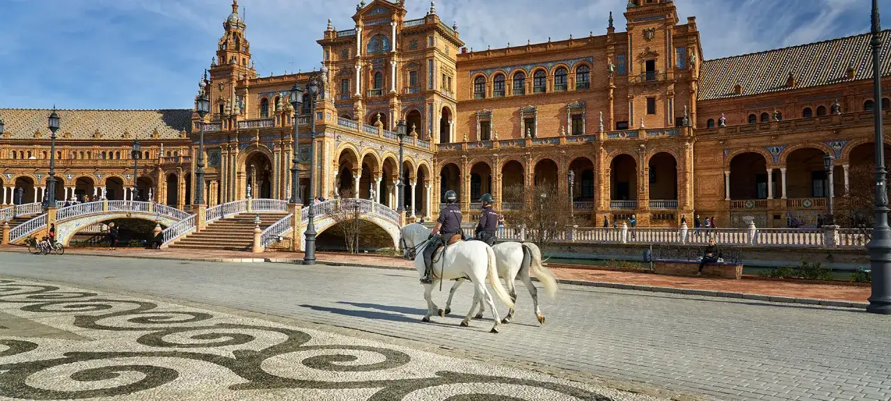 Czy w Hiszpanii jest bezpiecznie? Oto, co musisz wiedzieć przed podróżą