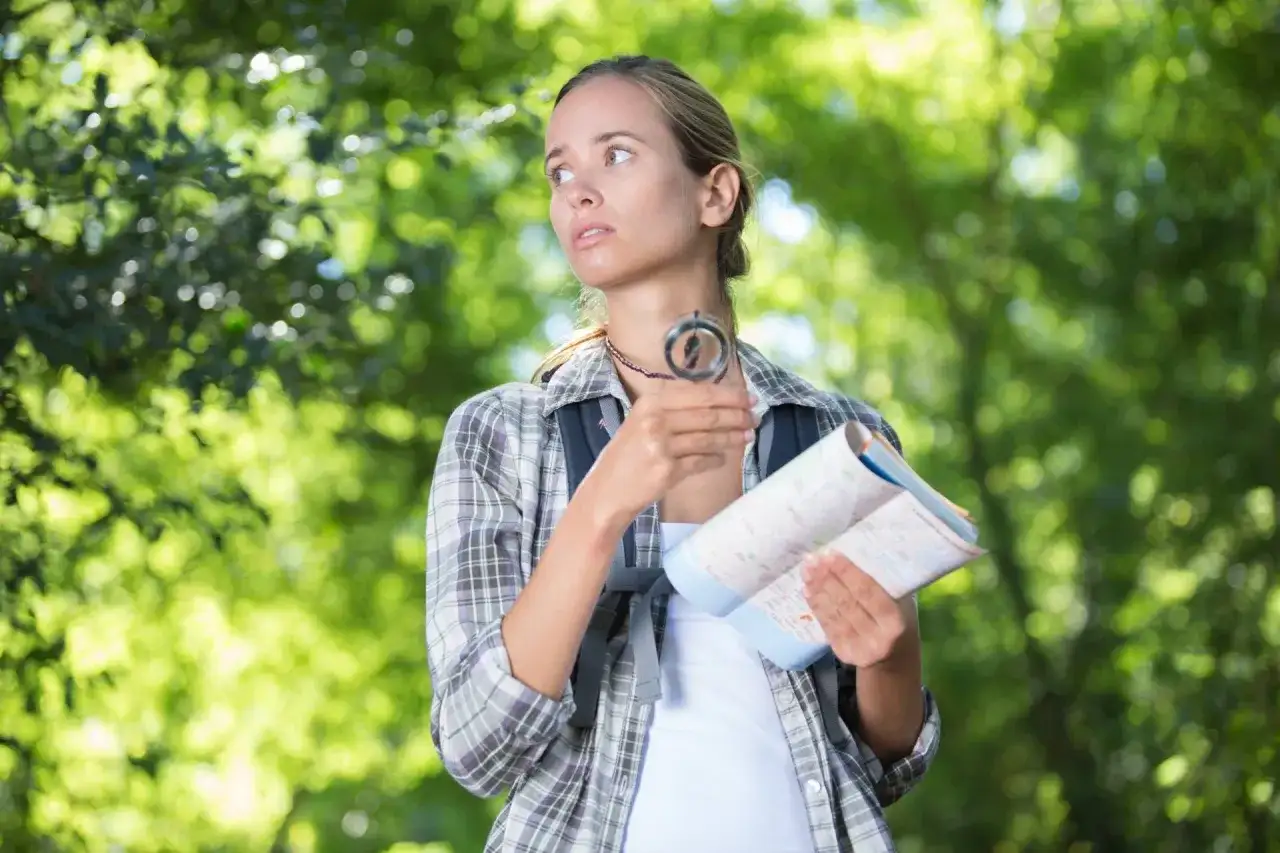 Jak nie zgubić się w lesie? Najlepsze aplikacje i porady eksperta