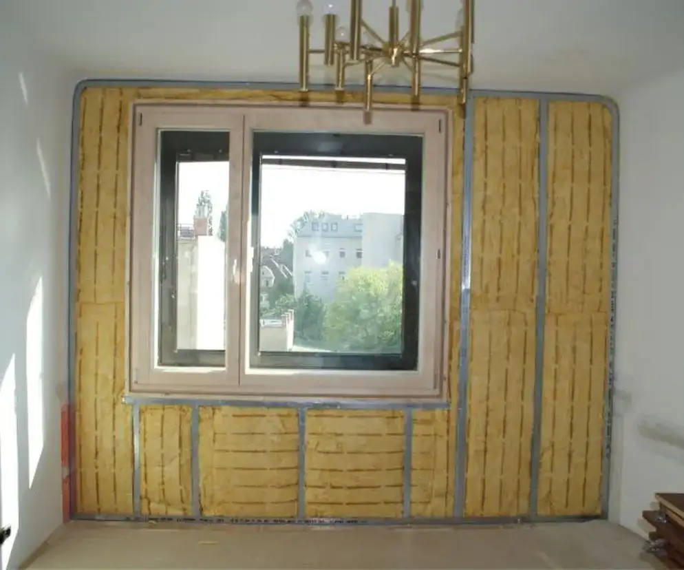 Jak ocieplić budynek od wewnątrz: uniknij problemów z wilgocią i stratami przestrzeni