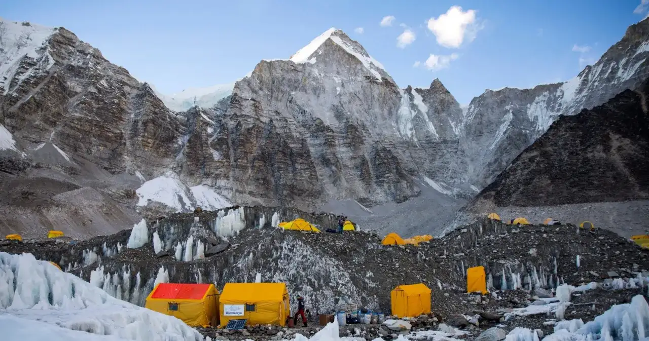 Mount Everest: 8848 m n.p.m. i tajemnice. Czy to naprawdę najwyższa góra?