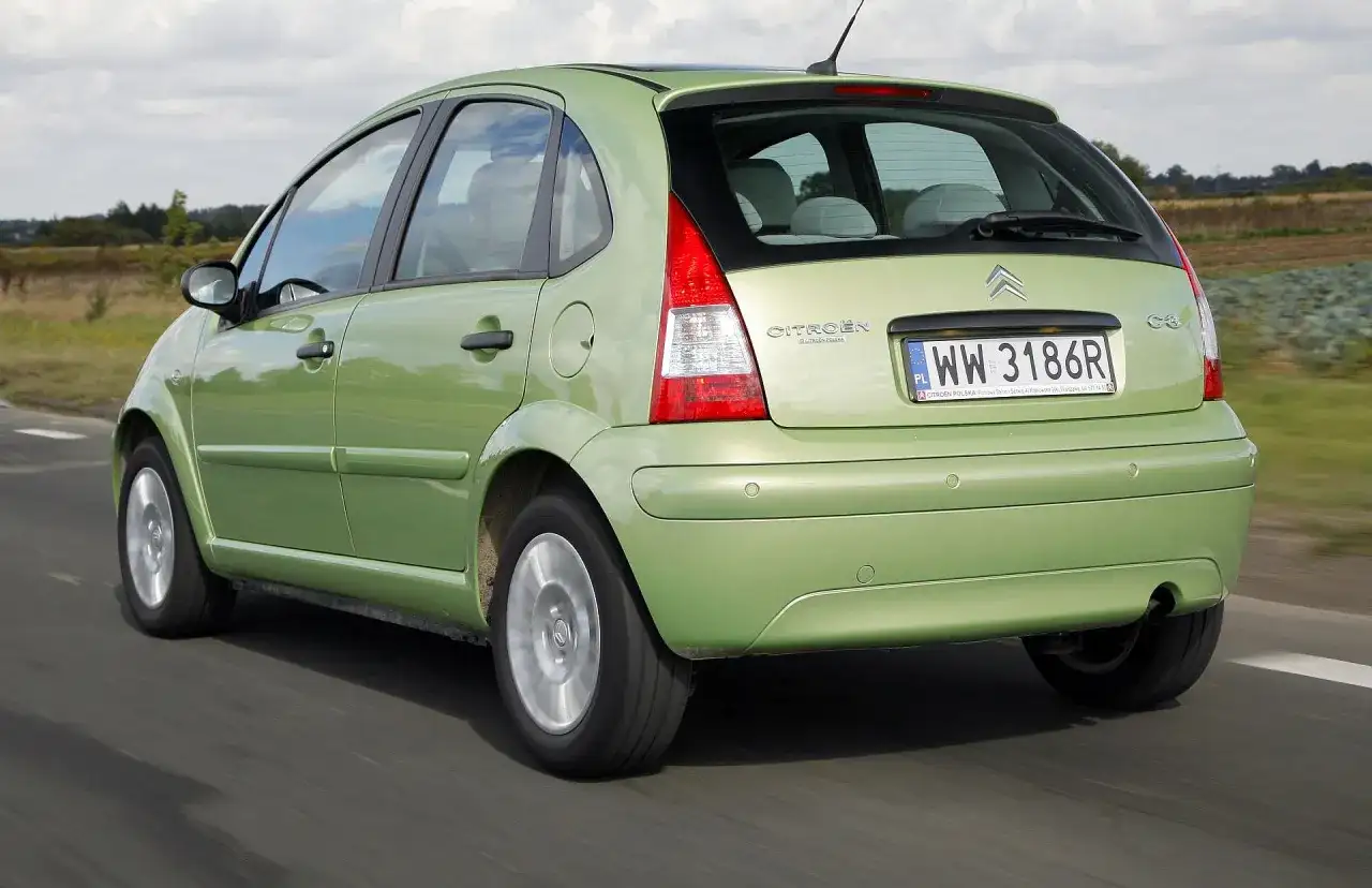 Jaki olej do Citroen C3 1.4 benzyna? Sprawdź najlepsze opcje i normy