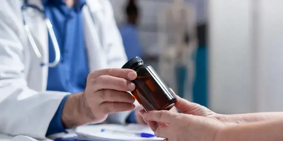 Venta de medicamentos sin receta médica: compra segura y legal en España