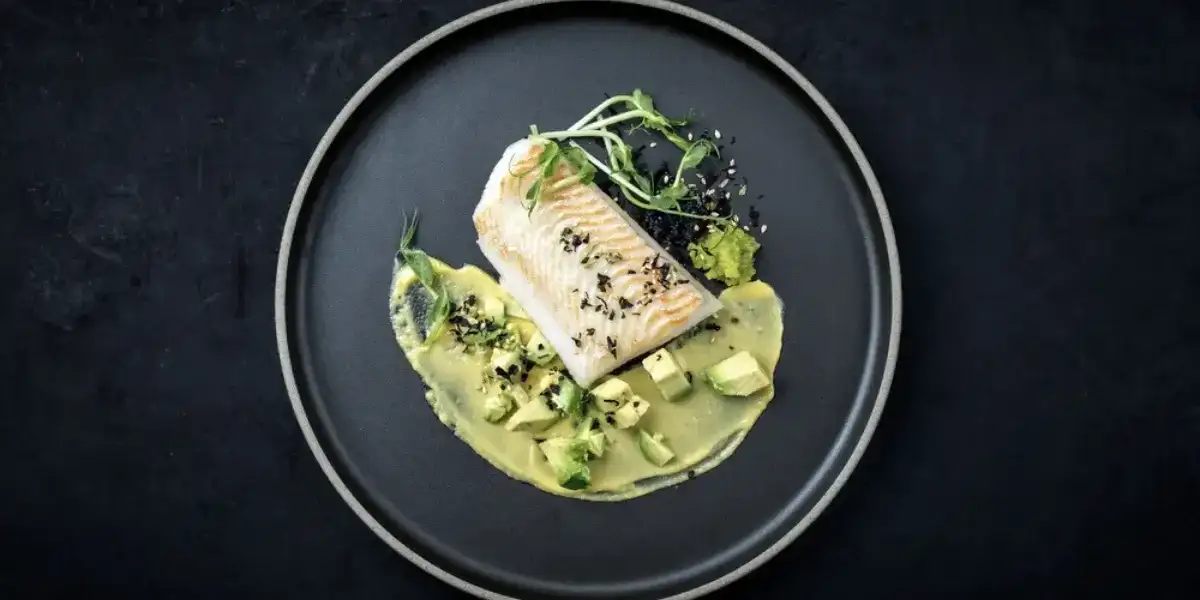 Czym przyprawić dorsza, aby wydobyć jego pełnię smaku?