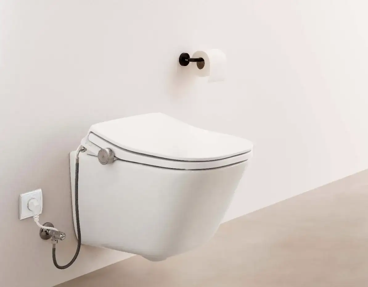 Czystość ma nową nazwę: toalety myjące. Przewodnik po rewolucji, która dzieje się w Twojej łazience
