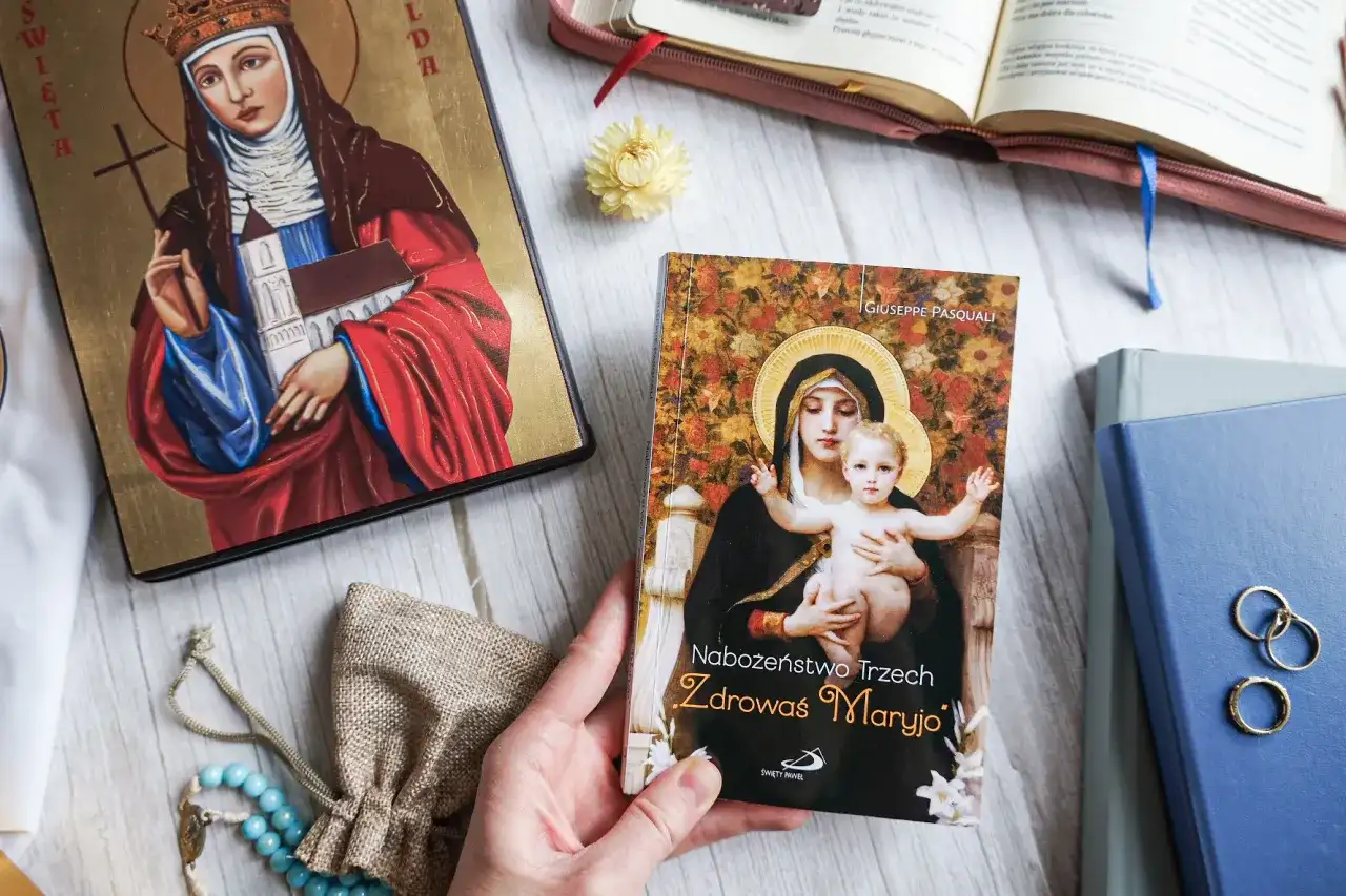 Jak odmawiać nowennę trzech zdrowaś maryjo, by uzyskać spokój ducha