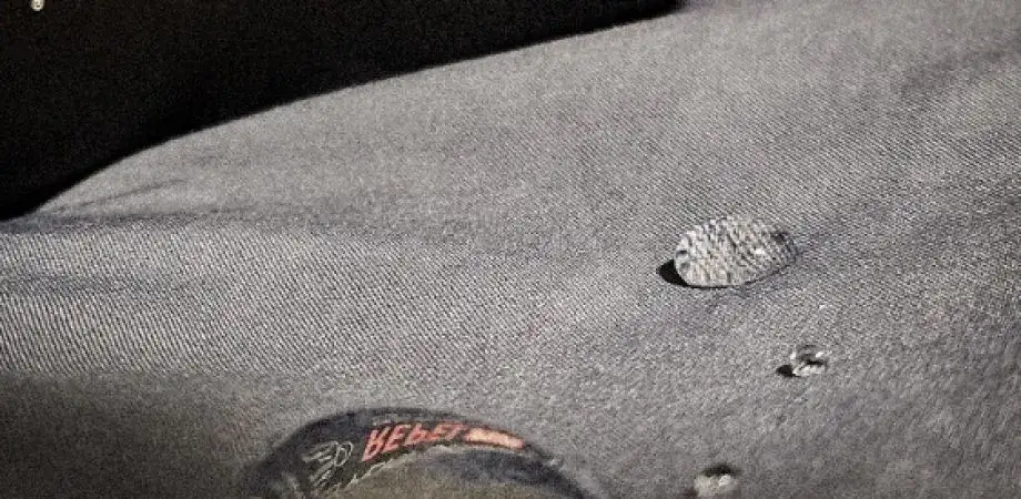 Pranie kurtki: Puch, membrana, skóra jak nie zniszczyć?