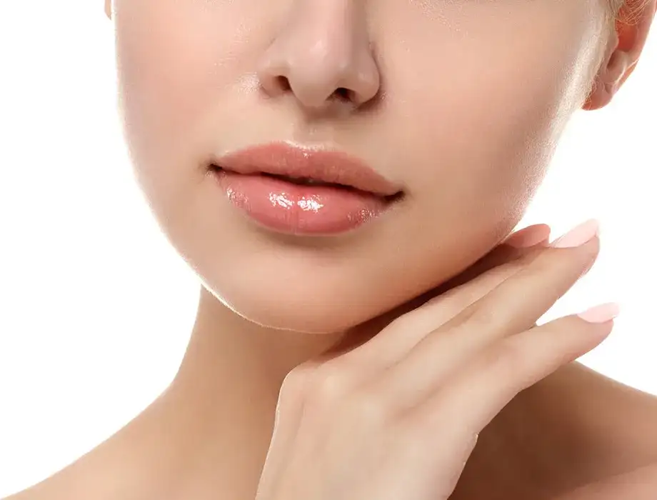 Ile trzyma kwas hialuronowy w ustach? Odkryj sekrety trwałości