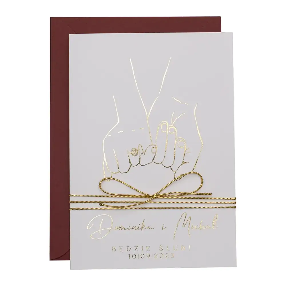 Zaproszenia ślubne: Osoba towarzysząca i odmiana nazwisk bez gaf