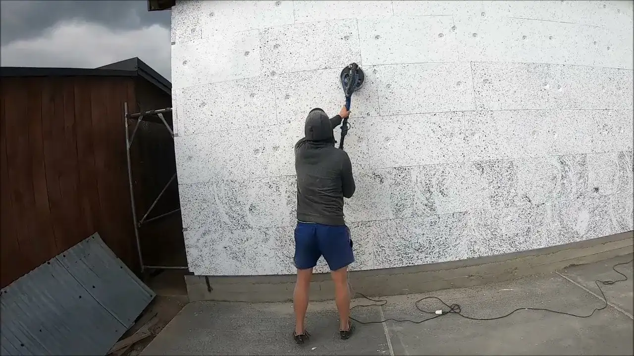 Czym szlifować styropian, aby uzyskać idealnie gładką powierzchnię