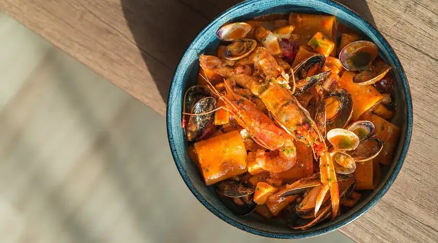 Risto-pescheria: freschezza e gusto. Apri la tua o scegli il meglio.