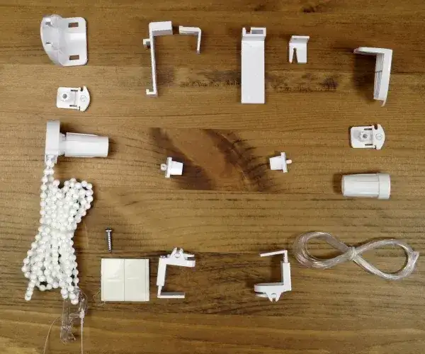 Jak zamontować rolety bezinwazyjne - prosta instrukcja krok po kroku