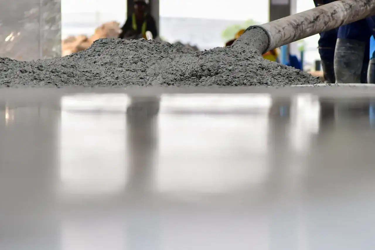 Co to jest zaprawa sucha? Poznaj jej właściwości i zastosowania w budownictwie