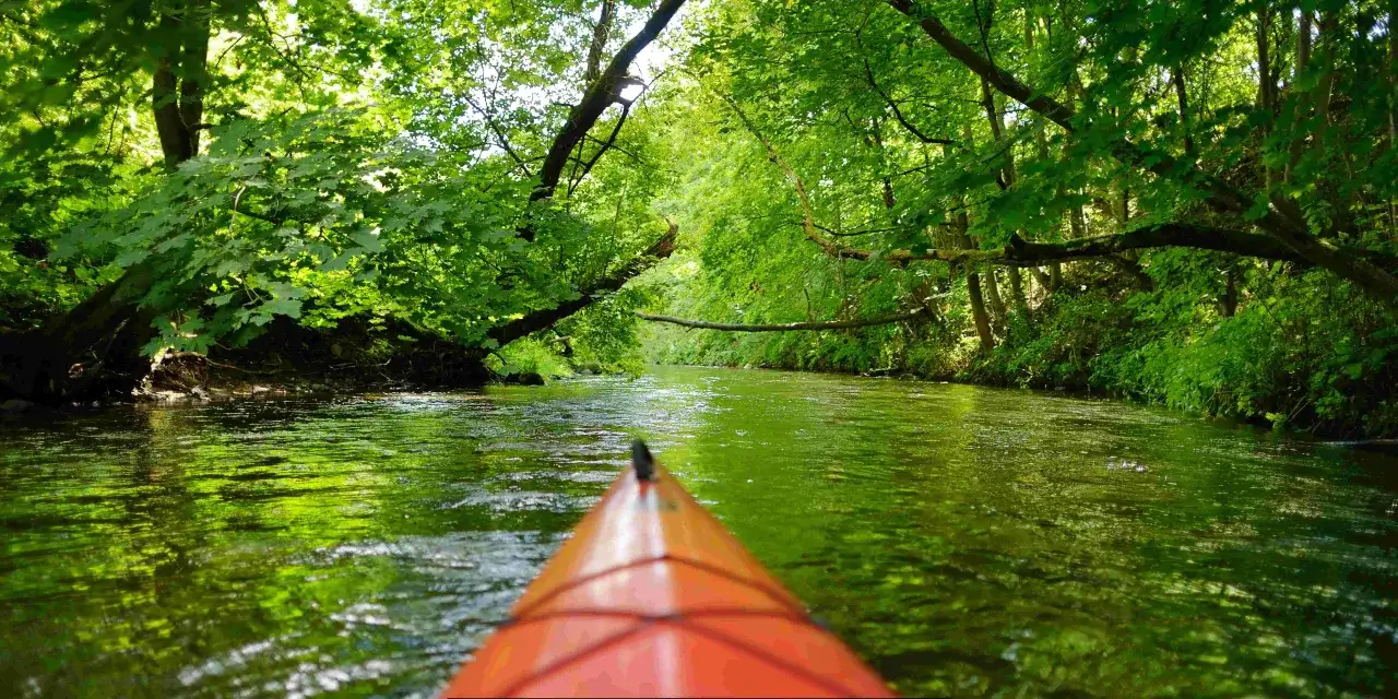 Spływy kajakowe Opolszczyzna: Trasy, Ceny i Poradnik