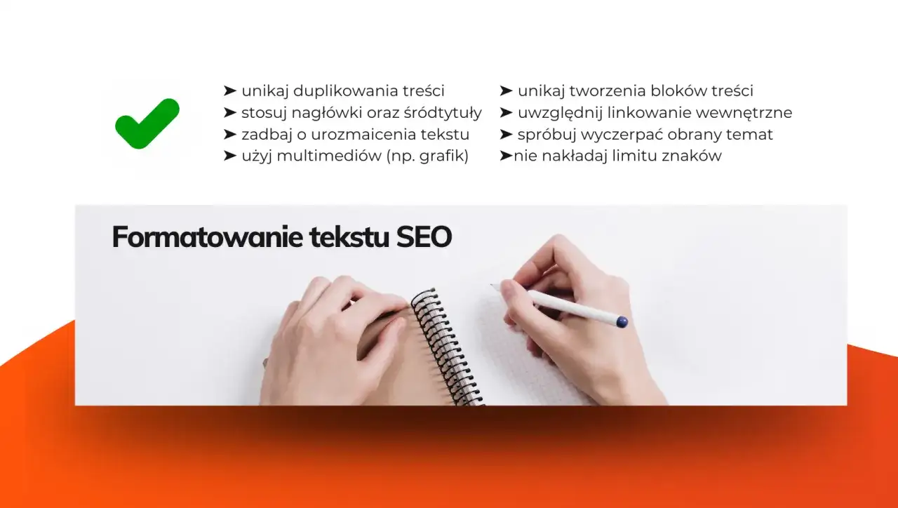 Ręce piszą notatki w zeszycie, tworząc teksty SEO. Porady: unikaj duplikatów, używaj nagłówków, multimediów.