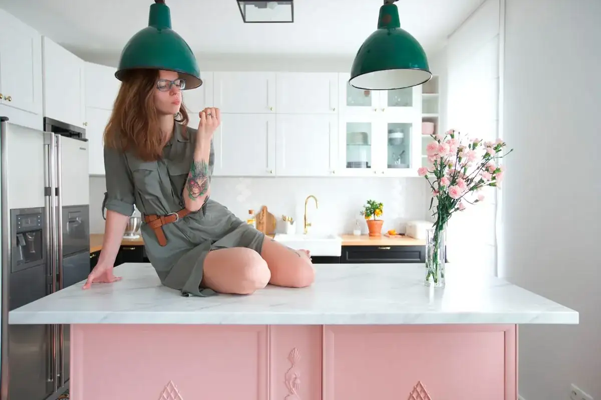 Jak zrobić meble kuchenne DIY? Kompletny poradnik i oszczędności.