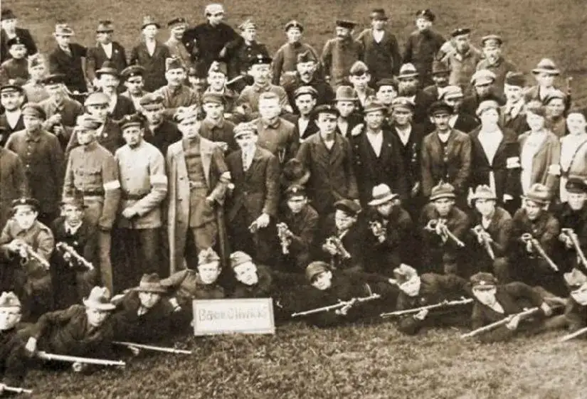 Sens cierpienia narodu polskiego: głębsze znaczenie historycznych zrywów