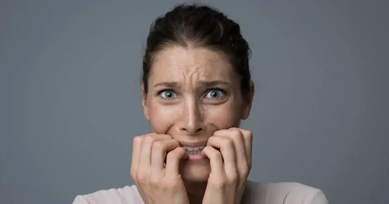 Czy to akrofobia? Poznaj objawy lęku wysokości i sposoby leczenia