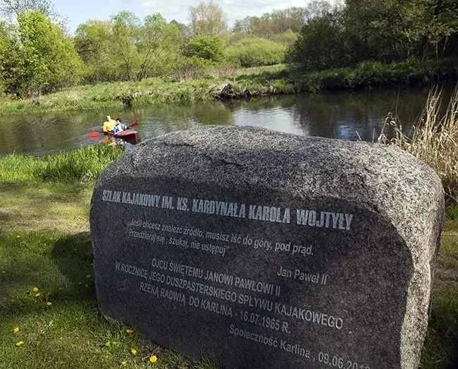 Gdzie pływał Karol Wojtyła? Odkryj jego ulubione szlaki kajakowe