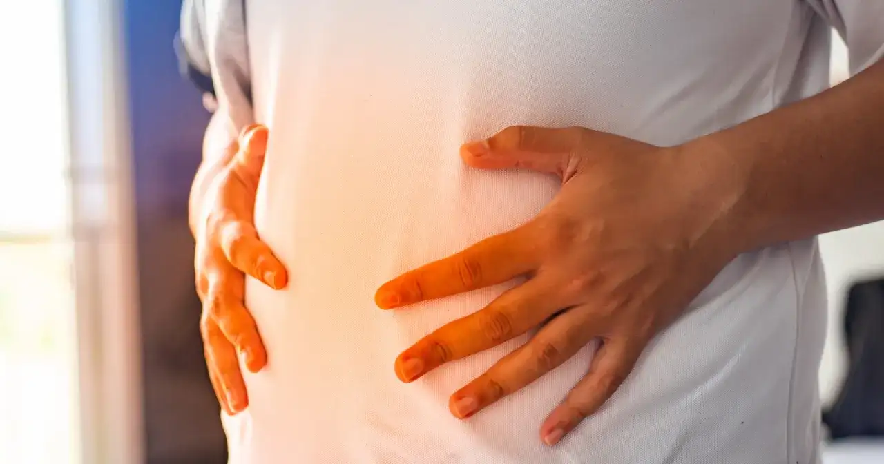 Najlepsza herbata na ból okresowy - naturalne sposoby łagodzenia