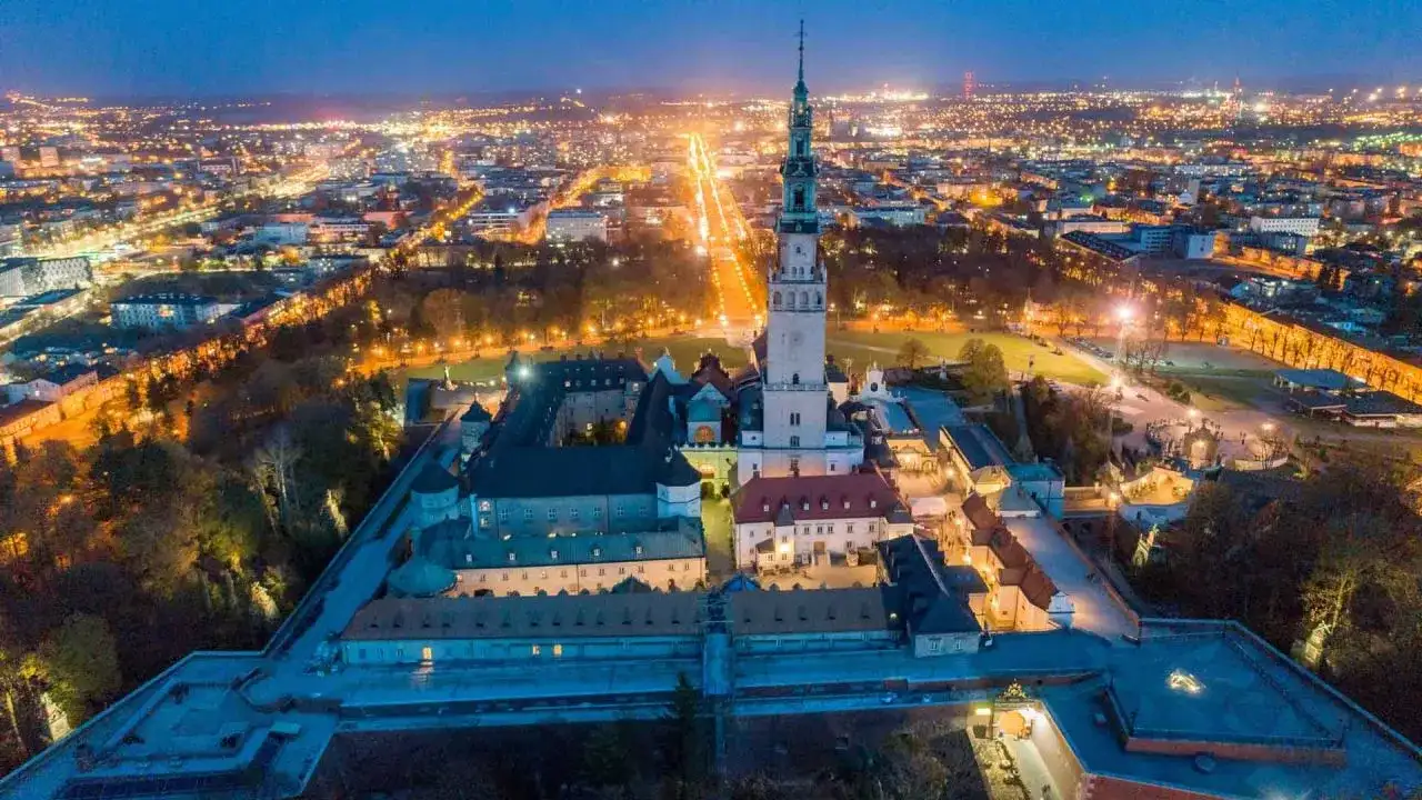 Gdzie dzisiaj msza w telewizji? Sprawdź godziny i kanały transmisji