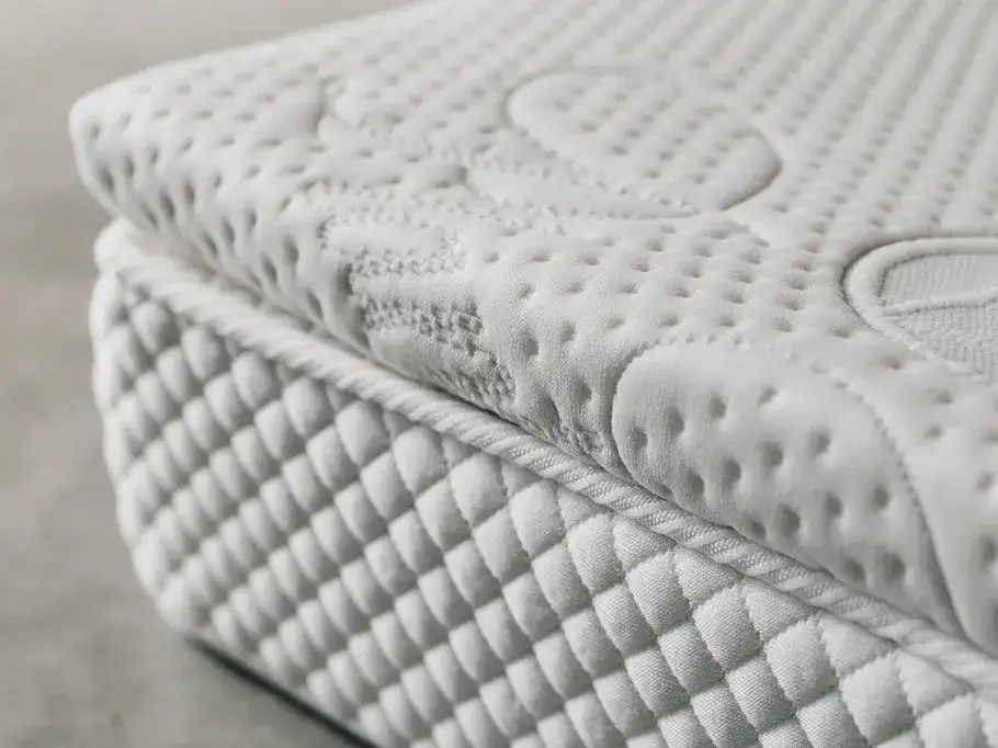 Jaki materac na ból kręgosłupa lędźwiowego? Oto najlepsze opcje