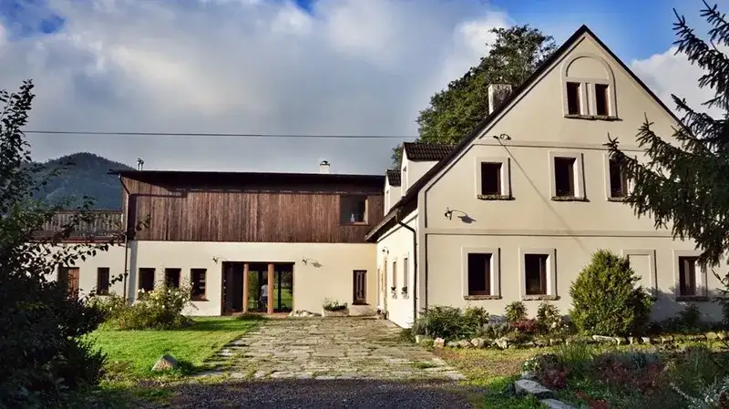 Góry Stołowe: Noclegi dla rodzin, z psem i blisko szlaków