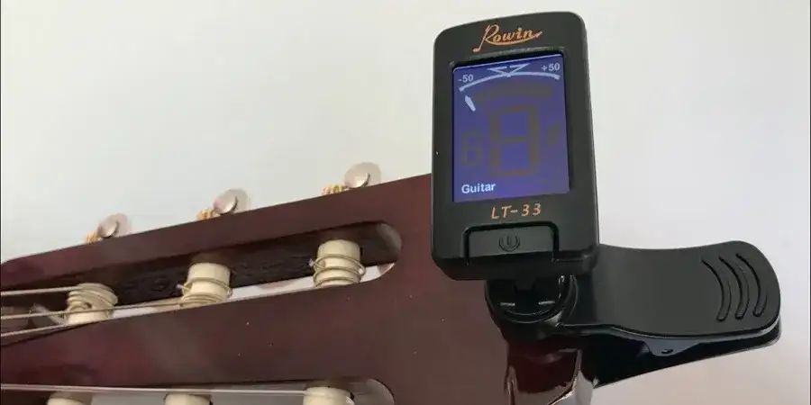 Najlepsze stroiki do gitary: Wybierz idealny model dla siebie