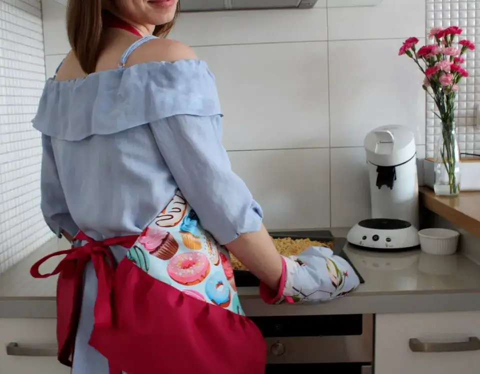 Jak spersonalizować fartuch kuchenny? Oto najciekawsze techniki