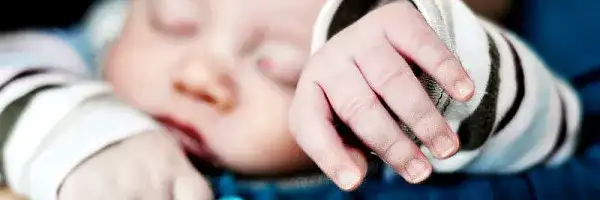 Co to znaczy jeśli ktoś mi się śni codziennie? Zrozum swoje emocje