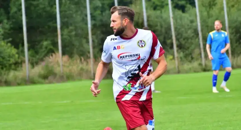 Łukasz Wróbel: Biografia, kariera piłkarska i najważniejsze momenty